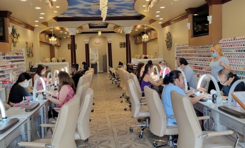 Avalon nails and spa
