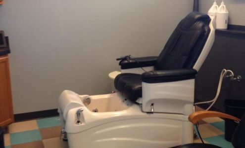 Shear Glamour Hair Designs 3241 N 14th St, Terre Haute Indiana 47804