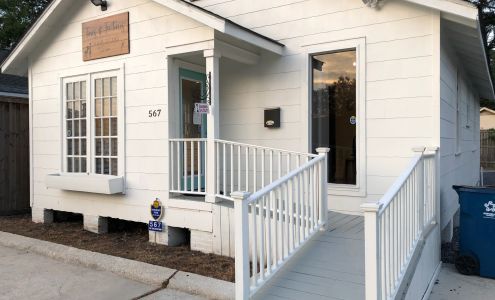 Tones & Texture's Hair Studio