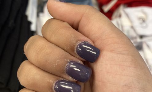 TIP TOP NAILS SQ1 Saugus