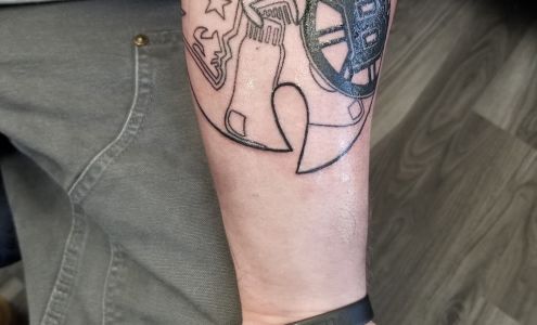 Lucky Cat Tattoo Studio