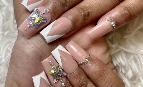 T L Nail 22110 W 10 Mile Rd, Southfield Michigan 48033
