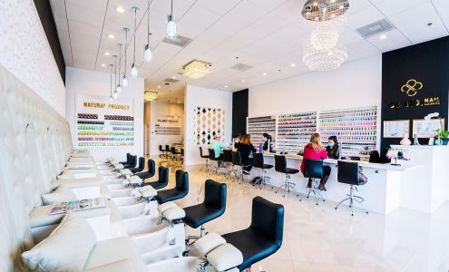 Cosmo Nail Lounge Roseville