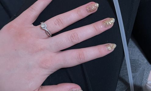 U Nails Saint Charles