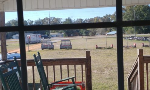 U-Haul Neighborhood Dealer