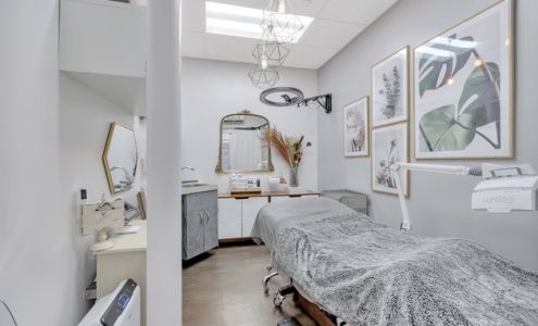 Sola Salon Studios