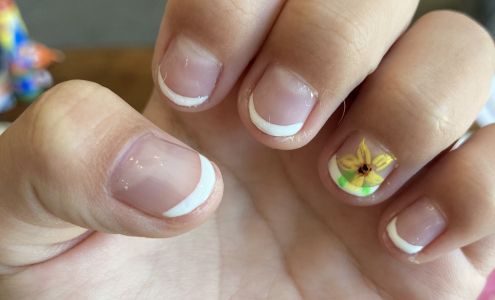 T L Nails 983 E Stanley Blvd, Livermore California 94550