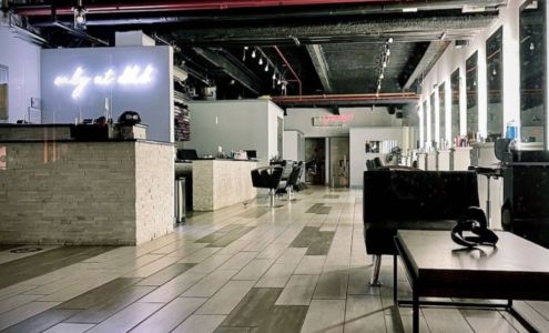 Dimitris Hair Design Queens