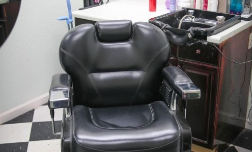 Vitalina's Hair Design Lodi