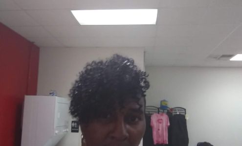 iEmbrace Hair Studio