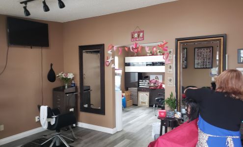 Delia's Beauty Salon