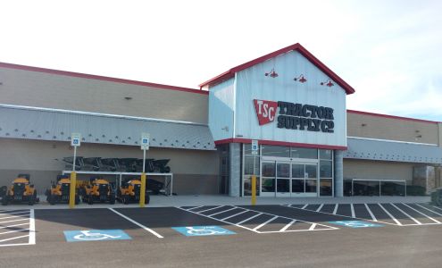 Tractor Supply Kuna