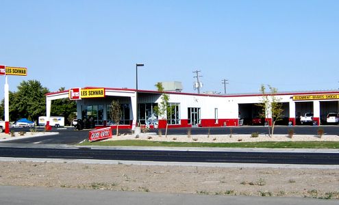 Les Schwab Tire Center