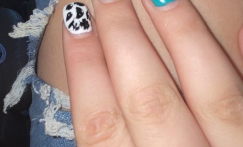 M Nails Elizabethton