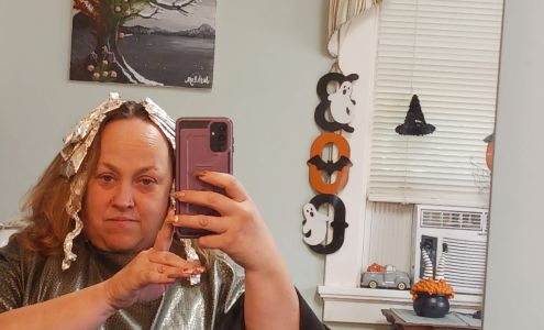 Valerie's Hair Salon 287 Flynn St, Gladys Virginia 24554