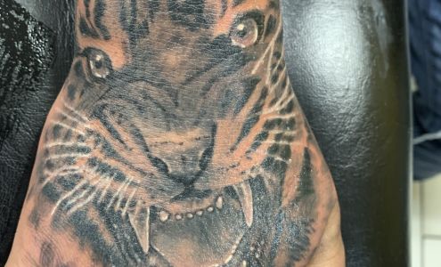 Phat Boys Tattoos & Body Piercings