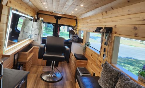 JH Hair Designs 4311 W Adams Ave Suite #203, Temple Texas 76504