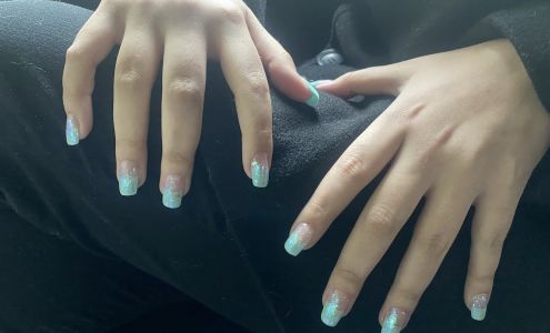 Nails by Michaela Bay