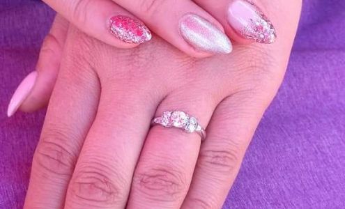 Nails by Katie in Eugene