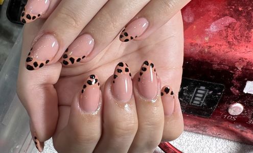 H2O Nail -now is Amber Nail Oklahoma City