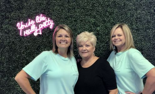 Looks Unlimited Salon