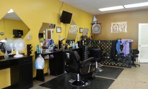 Tresses & Talons 128 Main St, Bowling Green Florida 33834