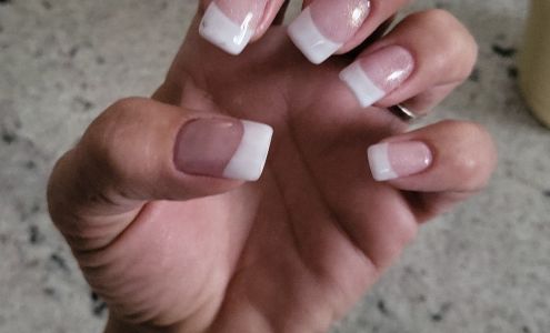 Lindsey’s Salon & Day Spa