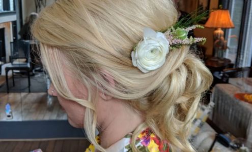 Salon L 17680 Mahoning Ave, Lake Milton Ohio 44429