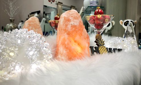 Twin Lakes Hair Salon