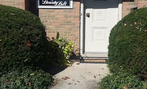 The A-LIST BEAUTY LOFT