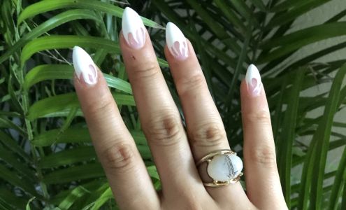 Nikkie's Nails & Hair