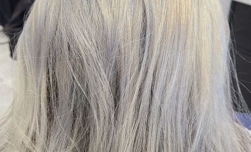 Latosha's Cutting Edge Hair Salon