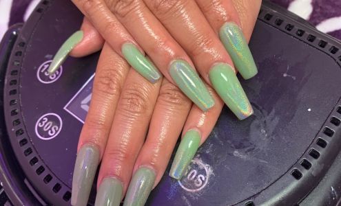 Vivian hair & nails beauty salon Hayward