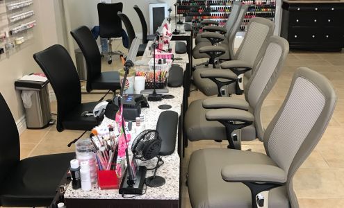 Diamond Nail Salon Wailuku
