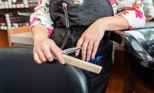 Kim Transforms Hair At Transformations