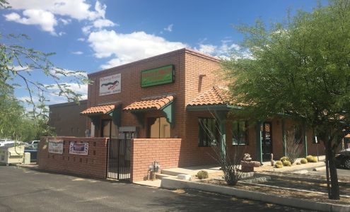 Izzy inside Klassy Kutz Green Valley