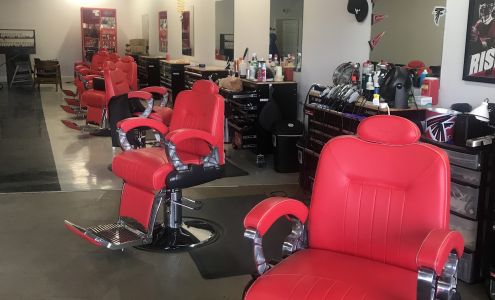 Louis’ Barber & Beauty Studio
