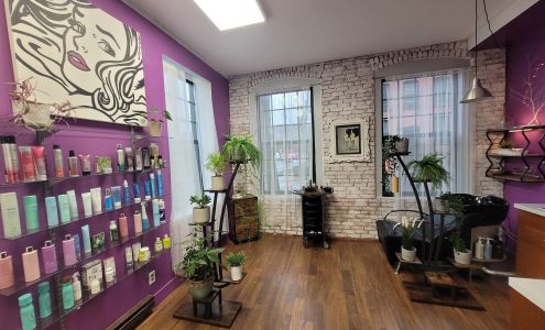 Salon Luxera 8 N Main St, Beacon Falls Connecticut 06403