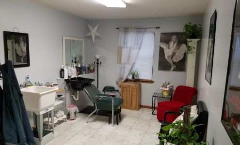 The Best Little Hair House 175 N Daleville Ave, Daleville Alabama 36322