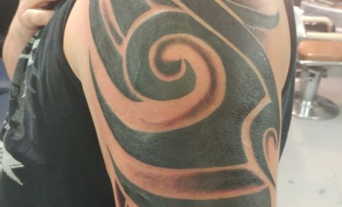 Evolution Tattoo 2065 AZ-95 suite 35, Bullhead City Arizona 86442