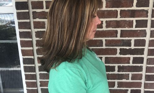 Terry Lennon at Artistic Edge Salon and Spa Artistic Edge Salon, 11045 Stratfield Ct, Marriottsville Maryland 21104