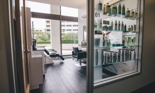 Salon Republic Beverly Hills