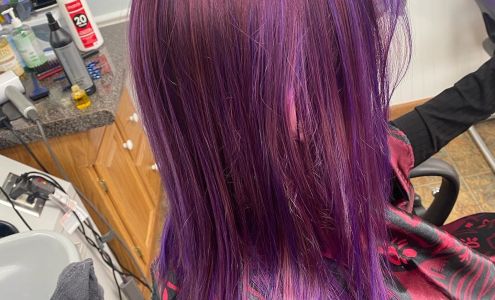 Sherrie's Cuttin Loose Hair WI-13 BUS, Westboro Wisconsin 54490