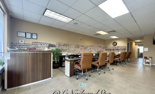 Le Nails And Spa