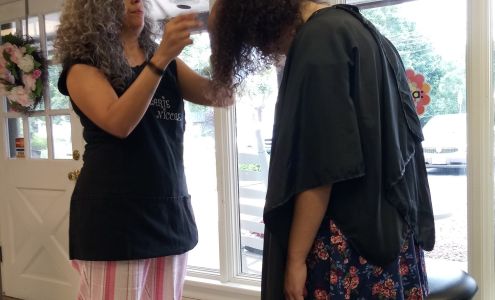 Lisa's Place Salon 957 Main St, Salem New Jersey 08079