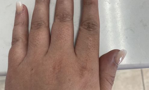 Tropical Beauty Salon