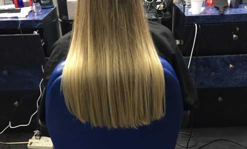 Mickie's Hair & Nail Tech