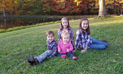 Georgias Glamour Haven Shady Spring