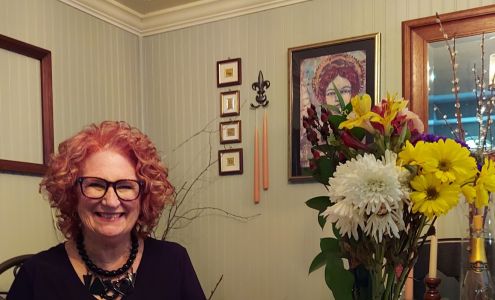 Cuttin Loose Hair Design 400 Tracy Rd #8, Whiteland Indiana 46184