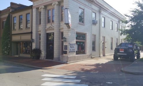 Jenny's Salon Bardstown